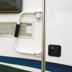 Sicherheitsgriff Fiamma Security Bügel Und Einstiegshilfe | Weiss -Campingzubehör Verkäufe fiamma security buegel einstiegshilfe security buegel montierter abschliessbarer handgriff 1000 4 24221